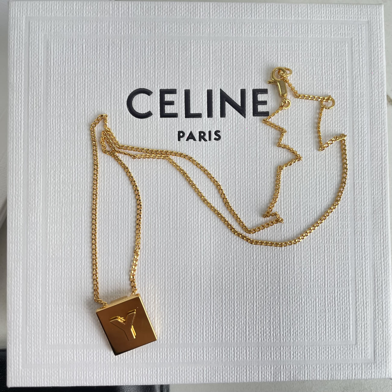 Celine Gold Brass Alphabet Y Neck Chain (3) - www.newkick.vip